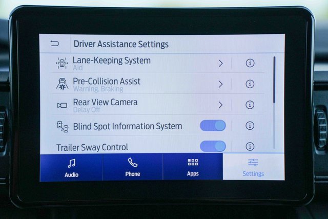 Used 2023 Ford Explorer XLT image 47