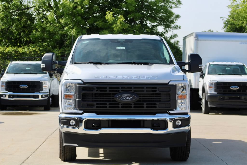 New 2026 Ford F250 XL AWD/4WD image 19