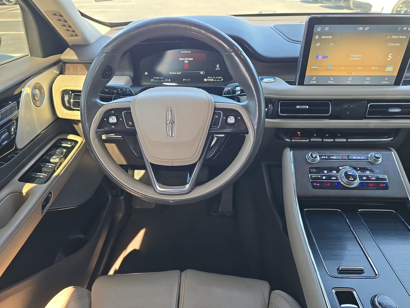 Used 2020 Lincoln Aviator Reserve w/ Equipment Group 202A image 10