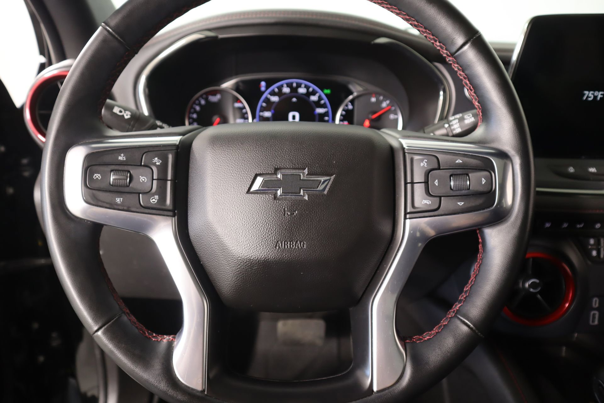 Used 2024 Chevrolet Blazer RS w/ Enhanced Convenience Package image 3