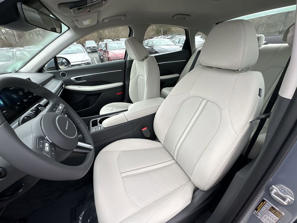 New 2026 Hyundai Sonata SEL image 13
