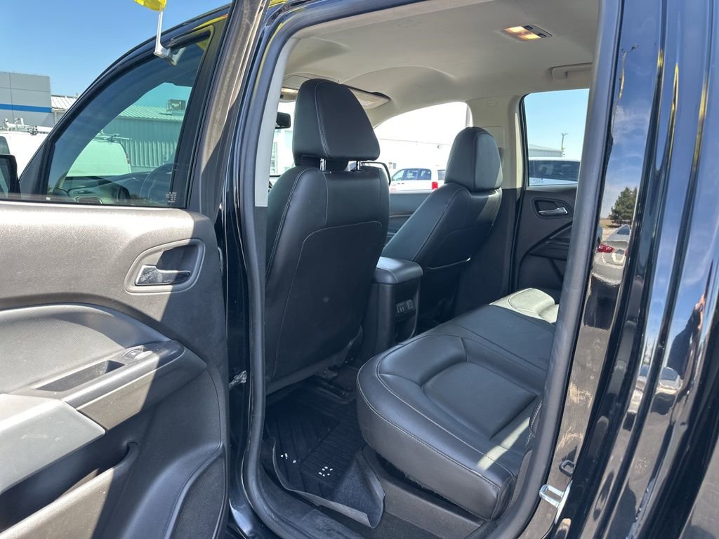 Used 2018 Chevrolet Colorado Z71 AWD/4WD image 17