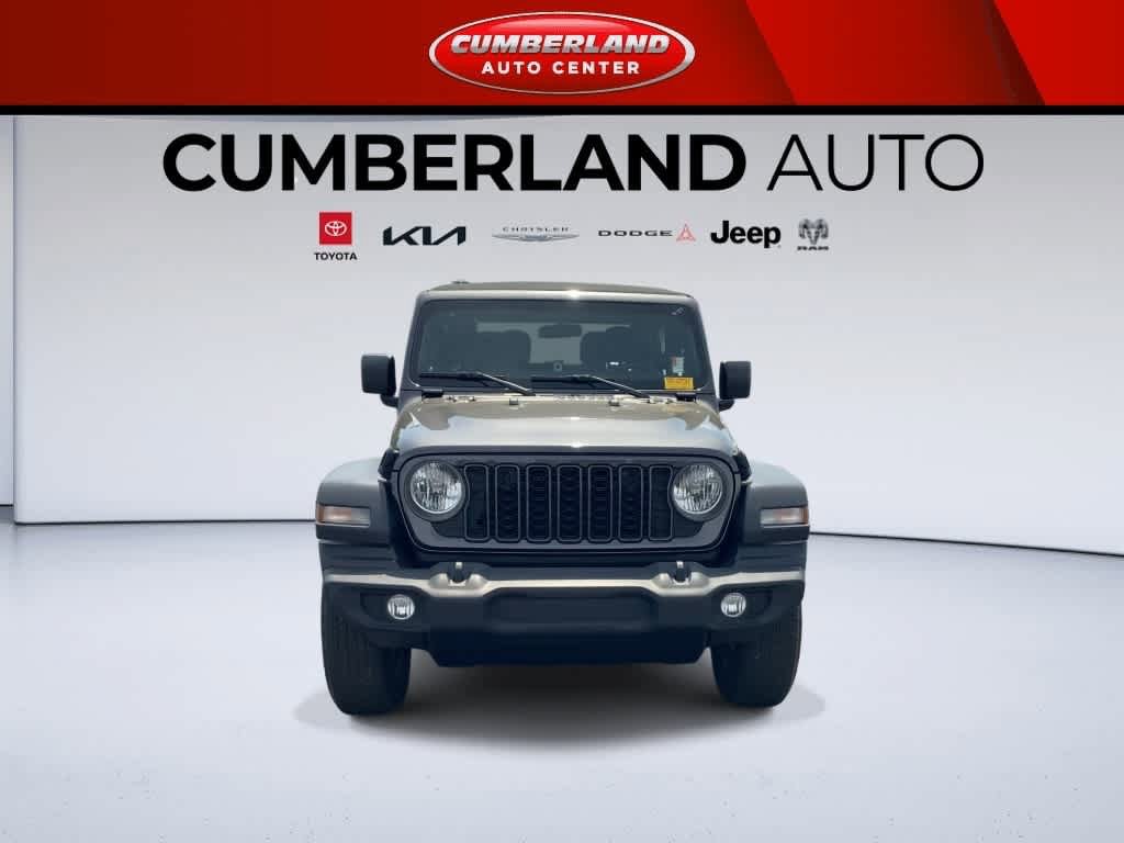 Used 2024 Jeep Wrangler Sport AWD/4WD image 3