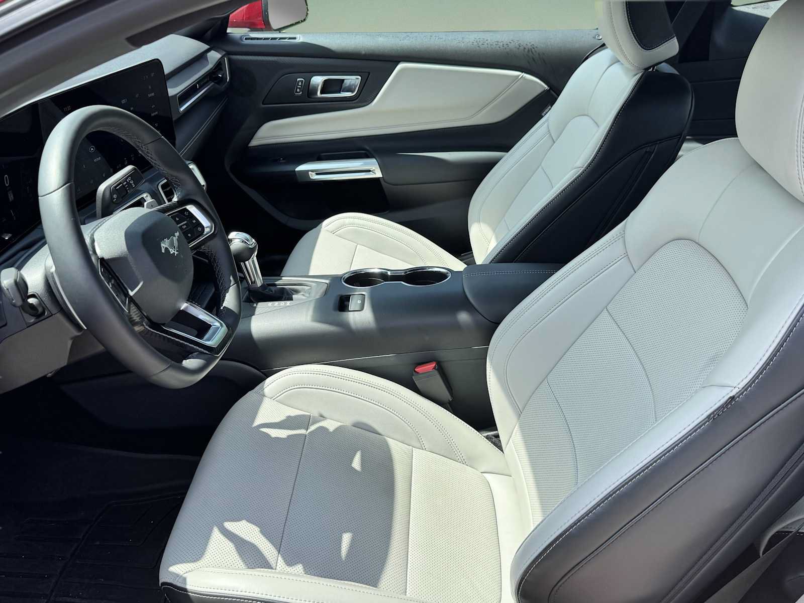 Used 2024 Ford Mustang GT Premium RWD image 11