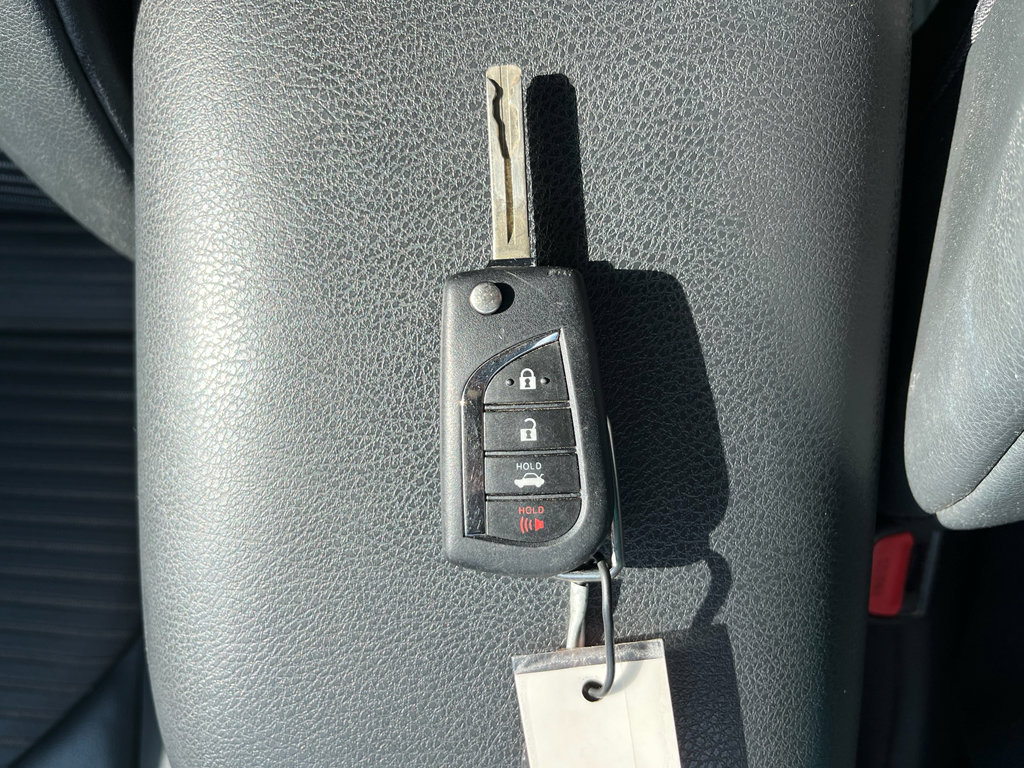 Used 2023 Toyota Camry SE FWD image 28