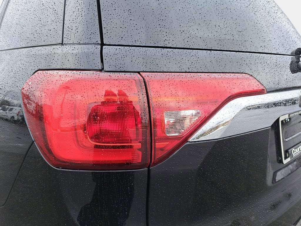 Used 2019 GMC Acadia Denali image 33