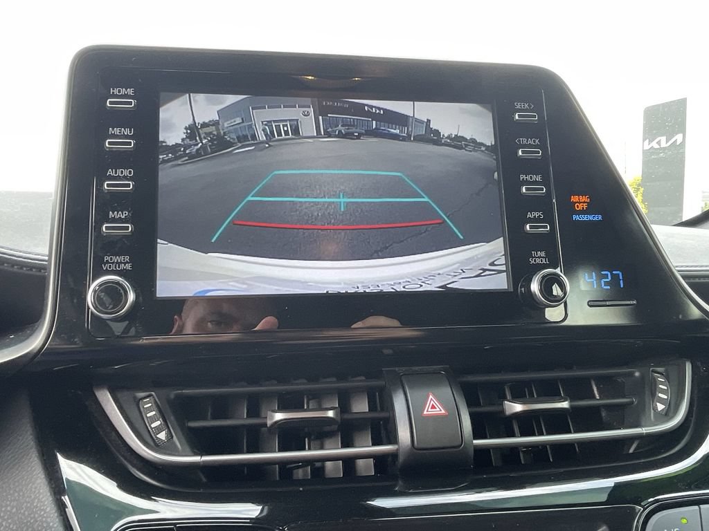 Used 2019 Toyota C-HR LE FWD image 12
