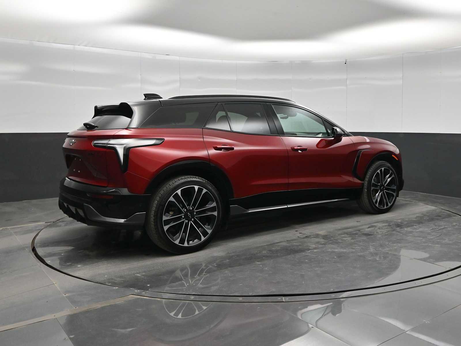 Used 2025 Chevrolet Blazer EV SS AWD/4WD image 8