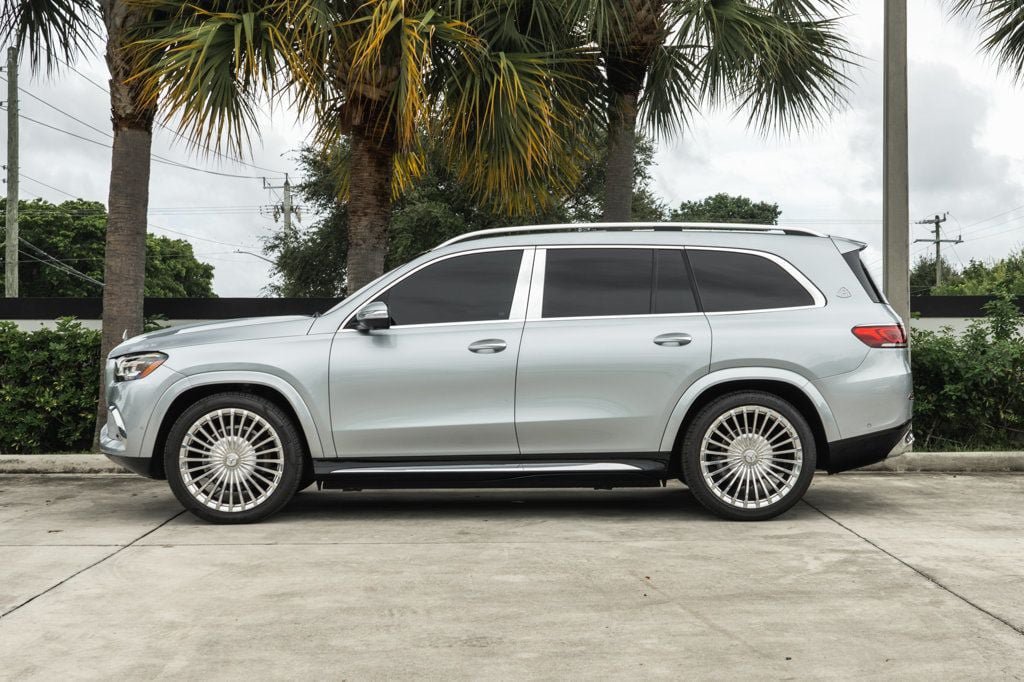 Used 2022 Mercedes-Benz Maybach GLS 600 4MATIC image 3