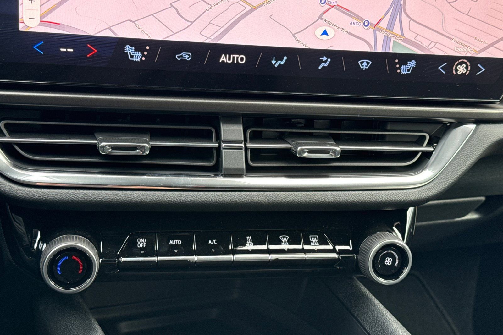 New 2026 Chevrolet Equinox EV LT image 20