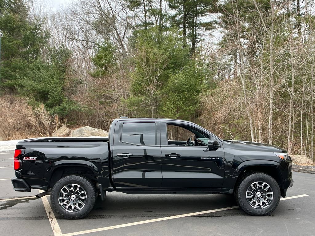 Used 2024 Chevrolet Colorado Z71 image 6