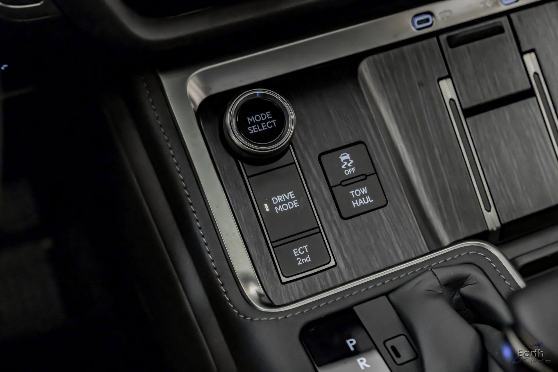 Used 2025 Lexus GX 550 550 Luxury+ 22 VOSSEN WHEELS w/ Accessory Package (2T) image 62