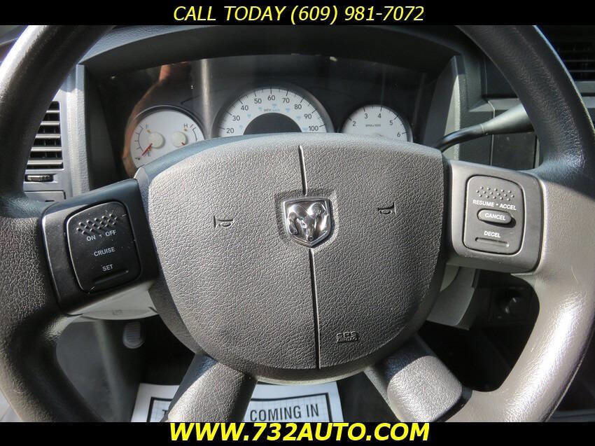 Used 2011 Dodge Dakota Big Horn image 23