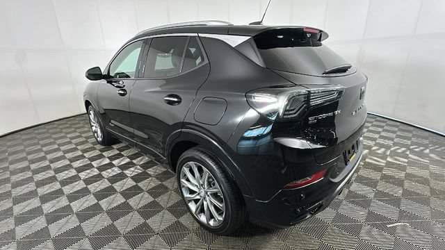 Used 2024 Buick Encore GX Avenir w/ Avenir Technology Package AWD/4WD image 5