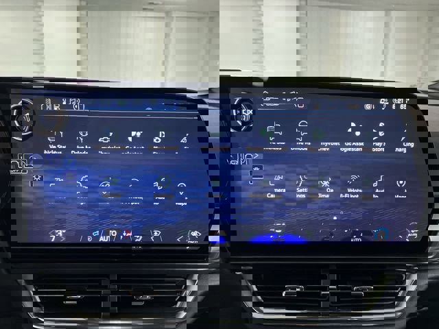 New 2026 Chevrolet Equinox EV LT image 13