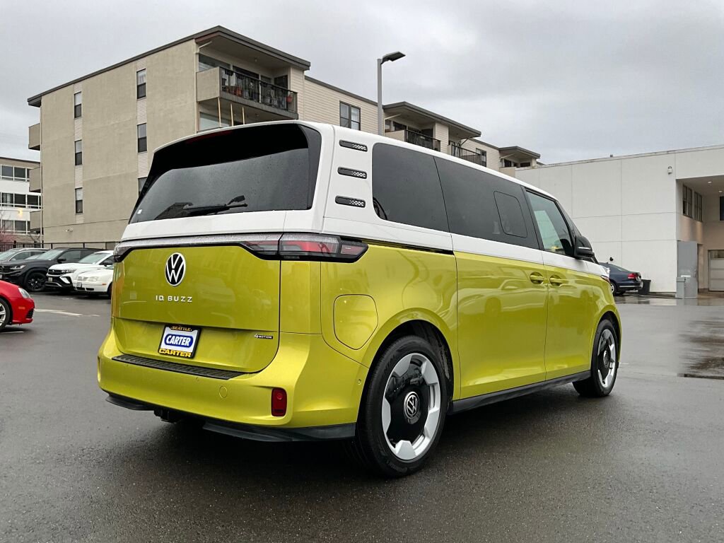 New 2025 Volkswagen ID. Buzz Pro S Plus image 8