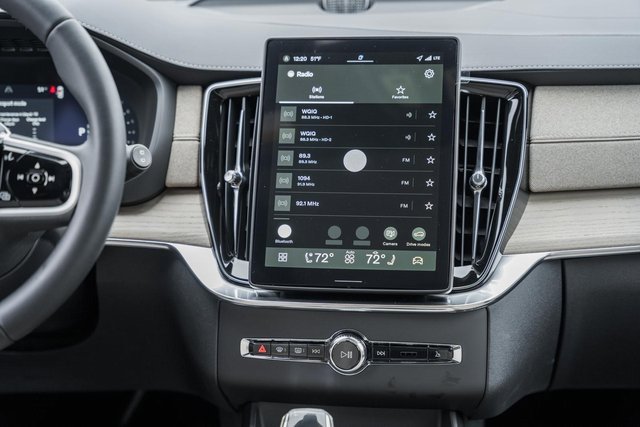 New 2026 Volvo XC90 B6 Ultra w/ Lounge Package image 20