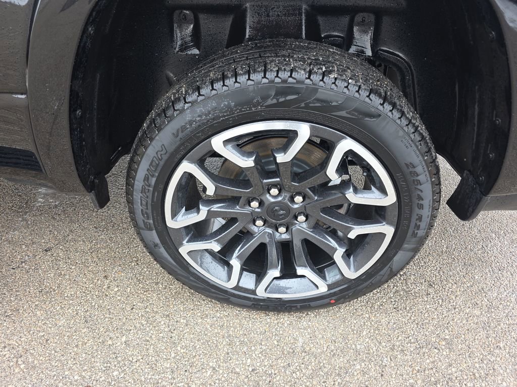 New 2026 RAM 1500 Limited image 12