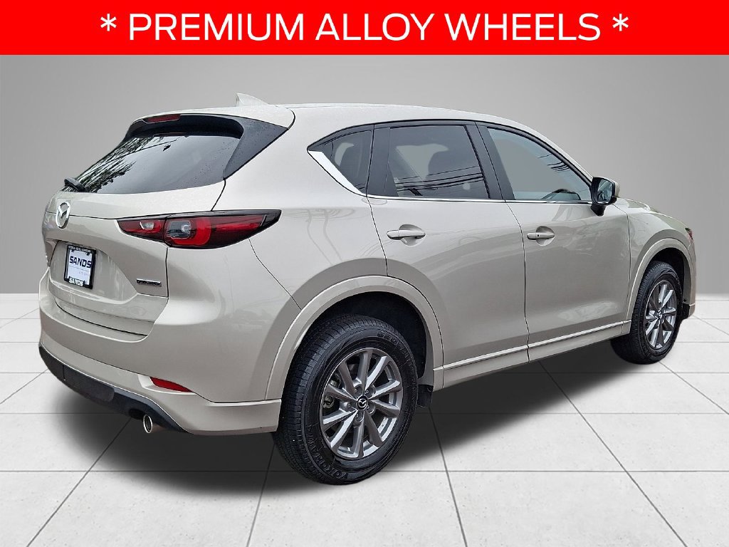 Used 2025 MAZDA CX-5 AWD 2.5 S w/ Preferred Package image 4
