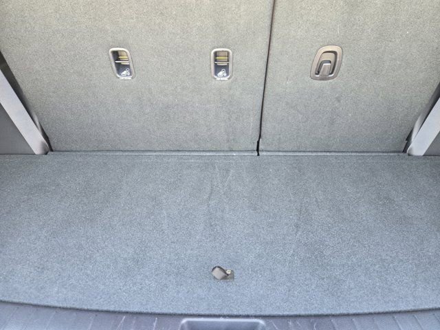 Used 2025 Hyundai Palisade Limited image 32