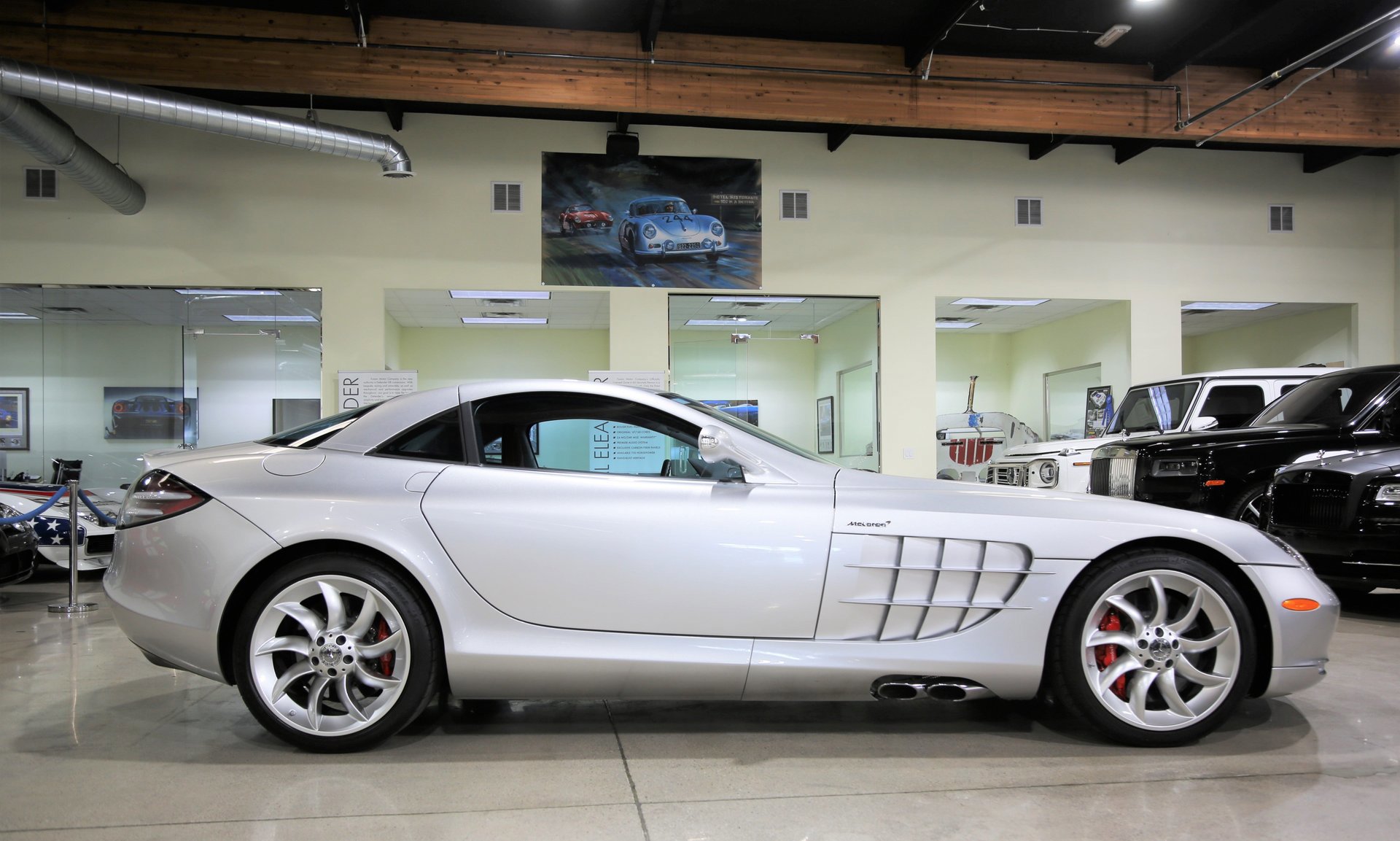 Used 2006 Mercedes-Benz SLR 2dr Cpe 5.5L image 2