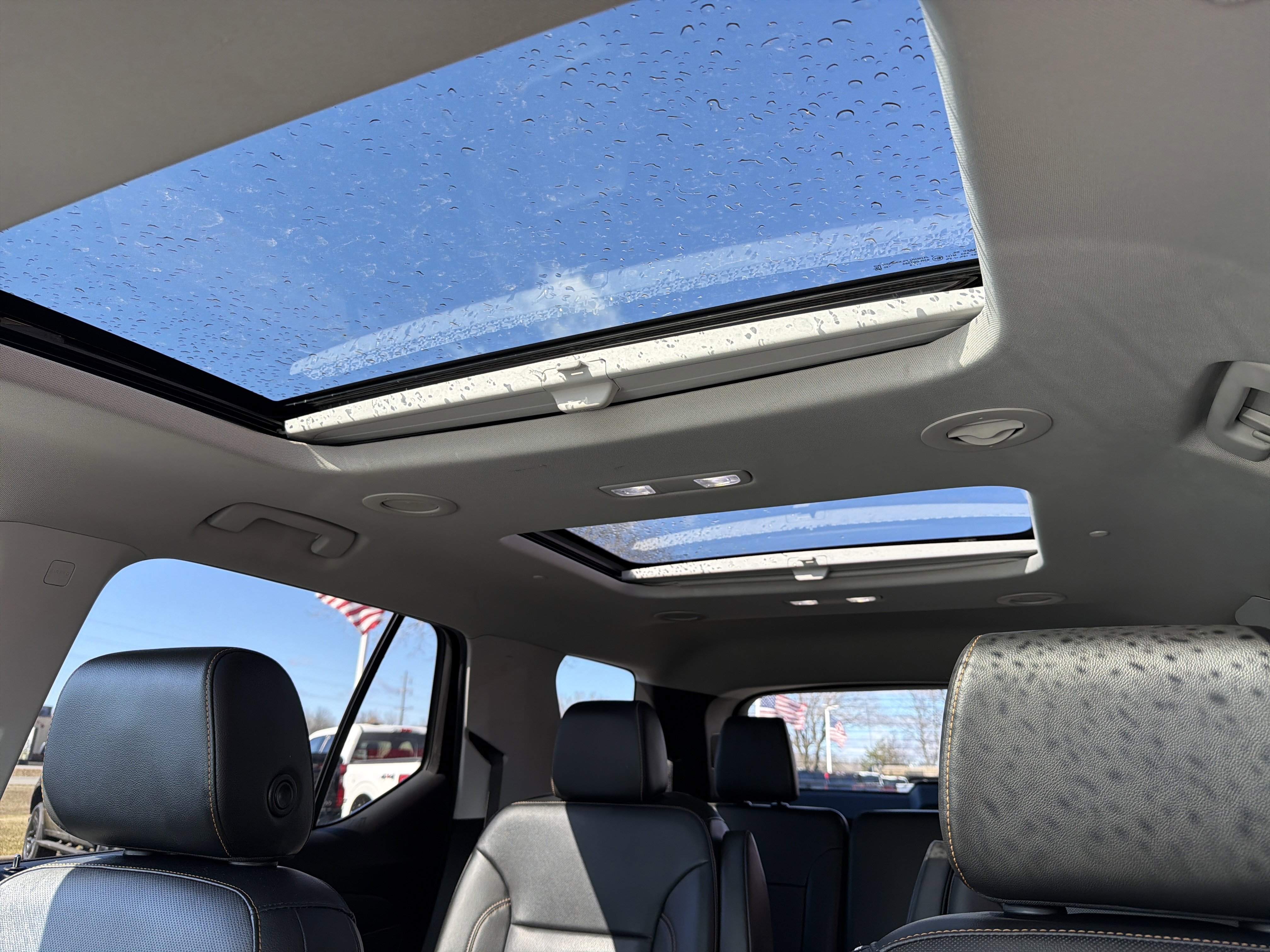 Used 2020 Chevrolet Traverse Premier w/ Redline Edition image 19