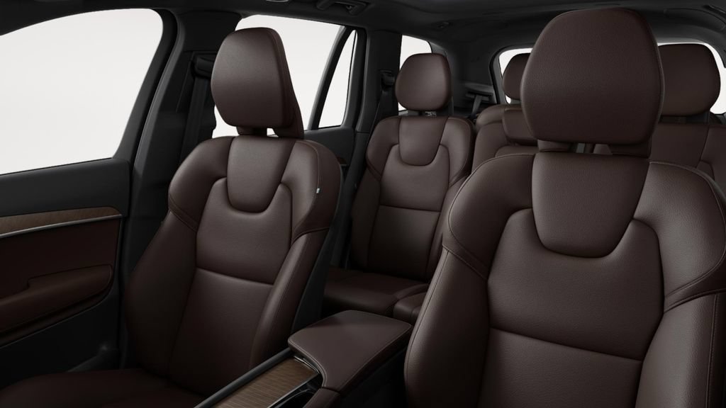 Certified 2023 Volvo XC90 B6 Plus w/ Protection Package Premier AWD/4WD image 7