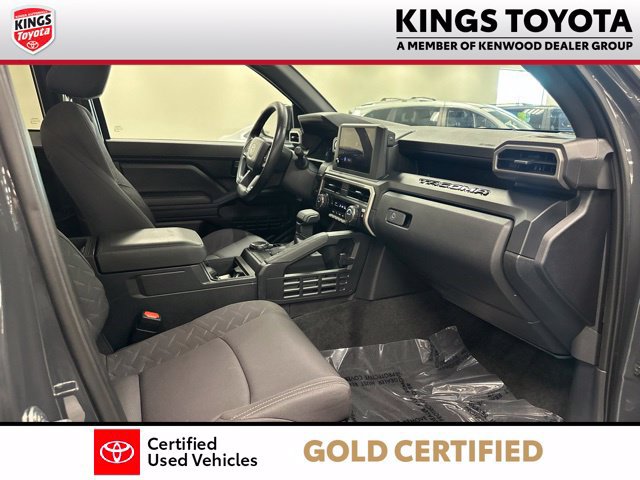 Used 2025 Toyota Tacoma SR AWD/4WD image 22