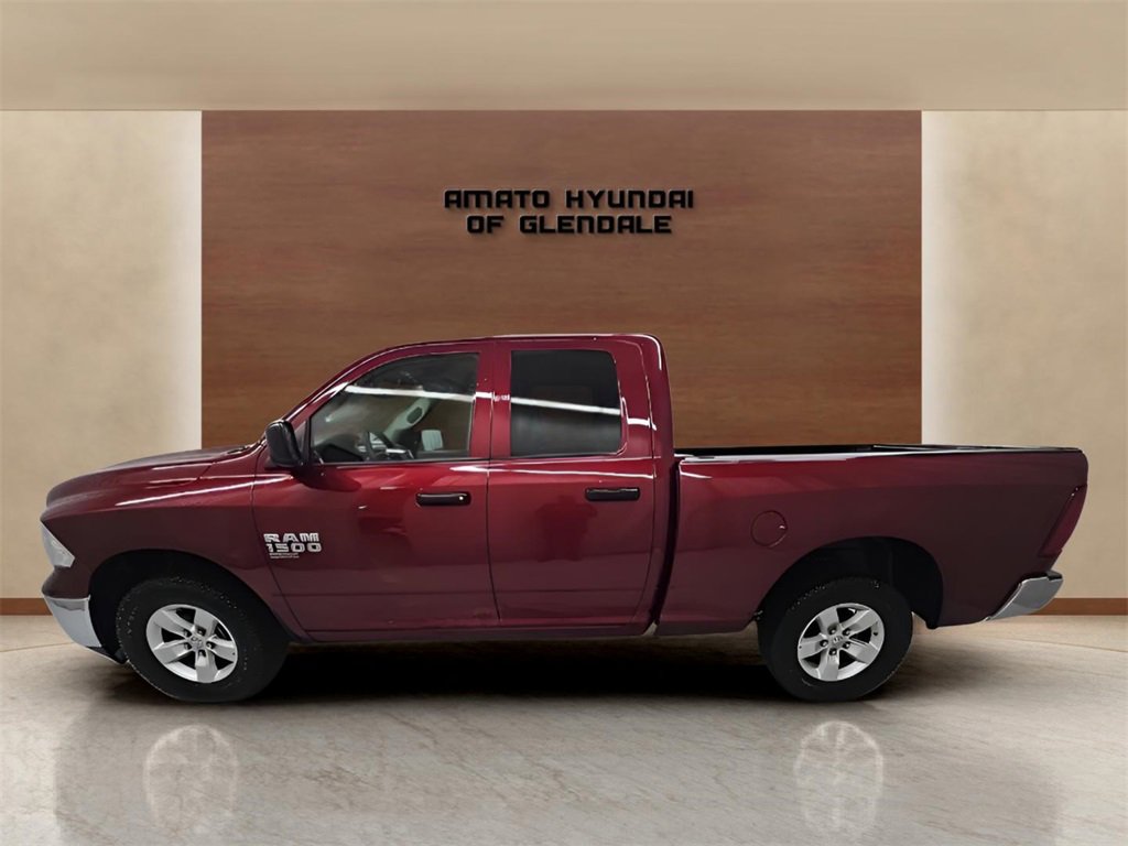 Used 2024 RAM 1500 Classic SLT image 3