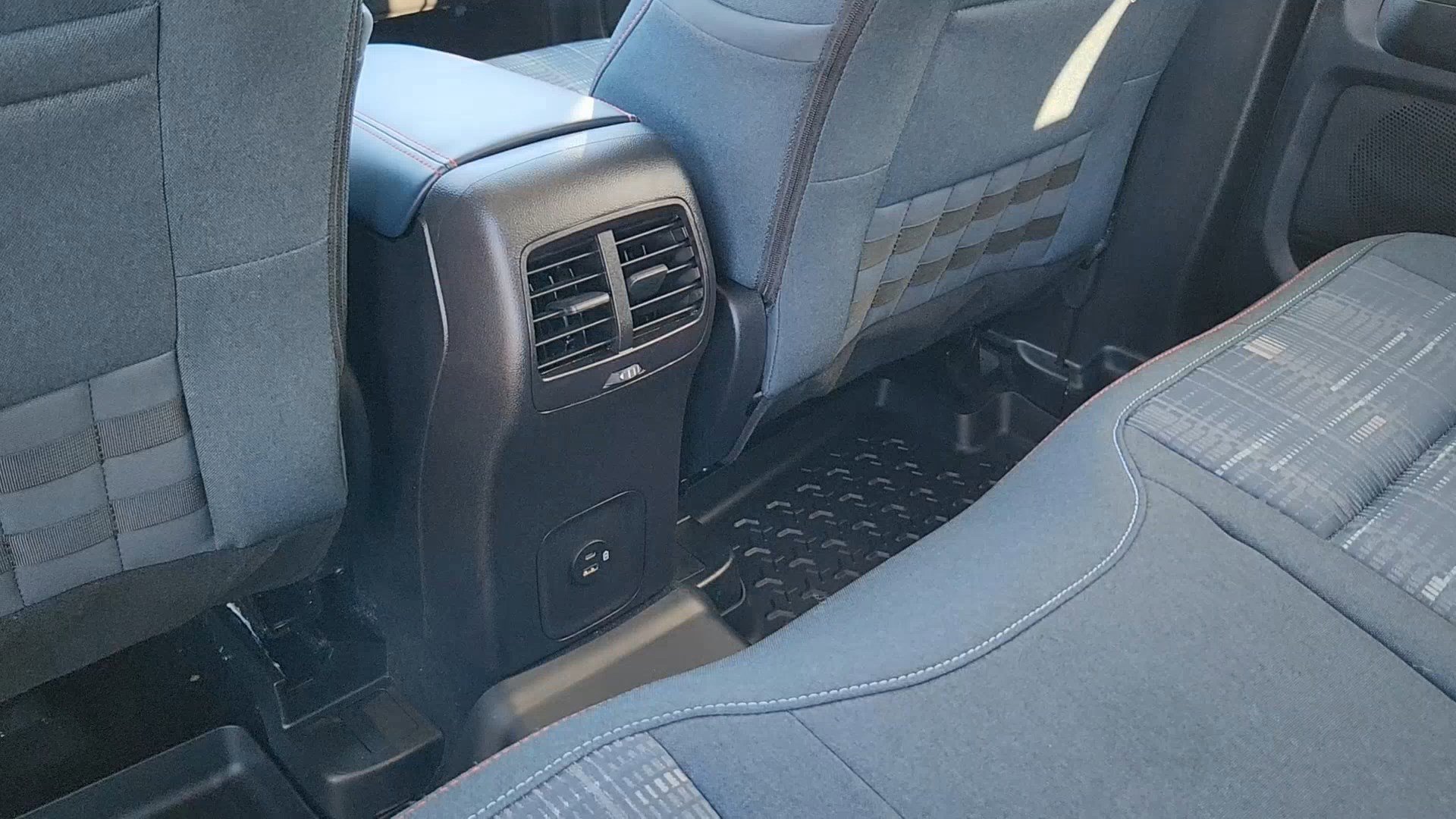 Used 2024 Ford Bronco Sport Heritage w/ Heritage Convenience Package image 17