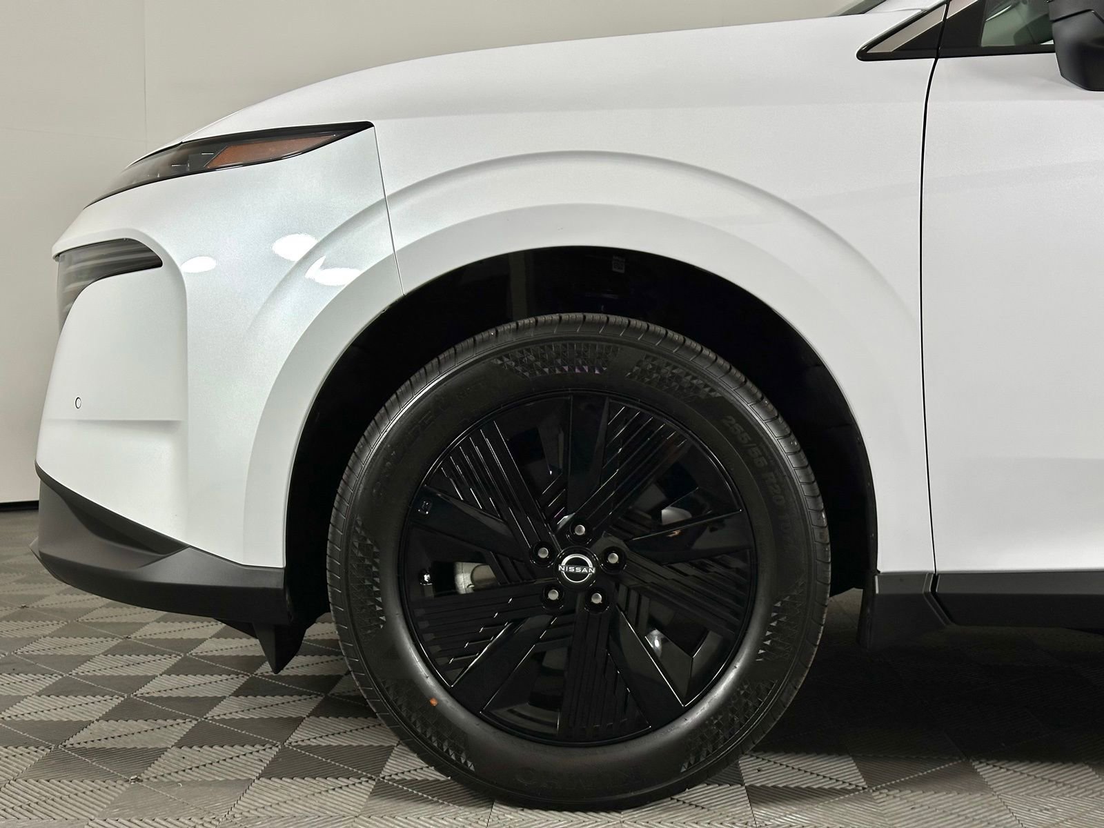 Used 2025 Nissan Murano SV image 9