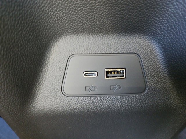 New 2025 Buick Envision Sport Touring image 15