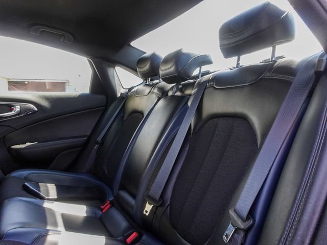 Used 2015 Chrysler 200 S FWD image 22
