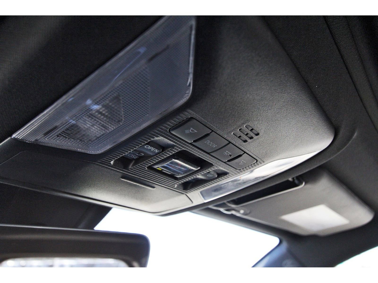 Used 2024 Toyota RAV4 XSE AWD/4WD image 24