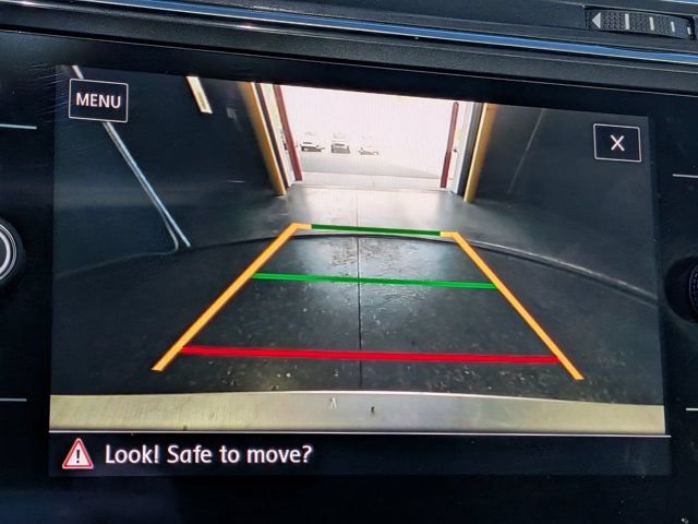 Used 2019 Volkswagen Tiguan SE w/ Panoramic Sunroof Package AWD/4WD image 30