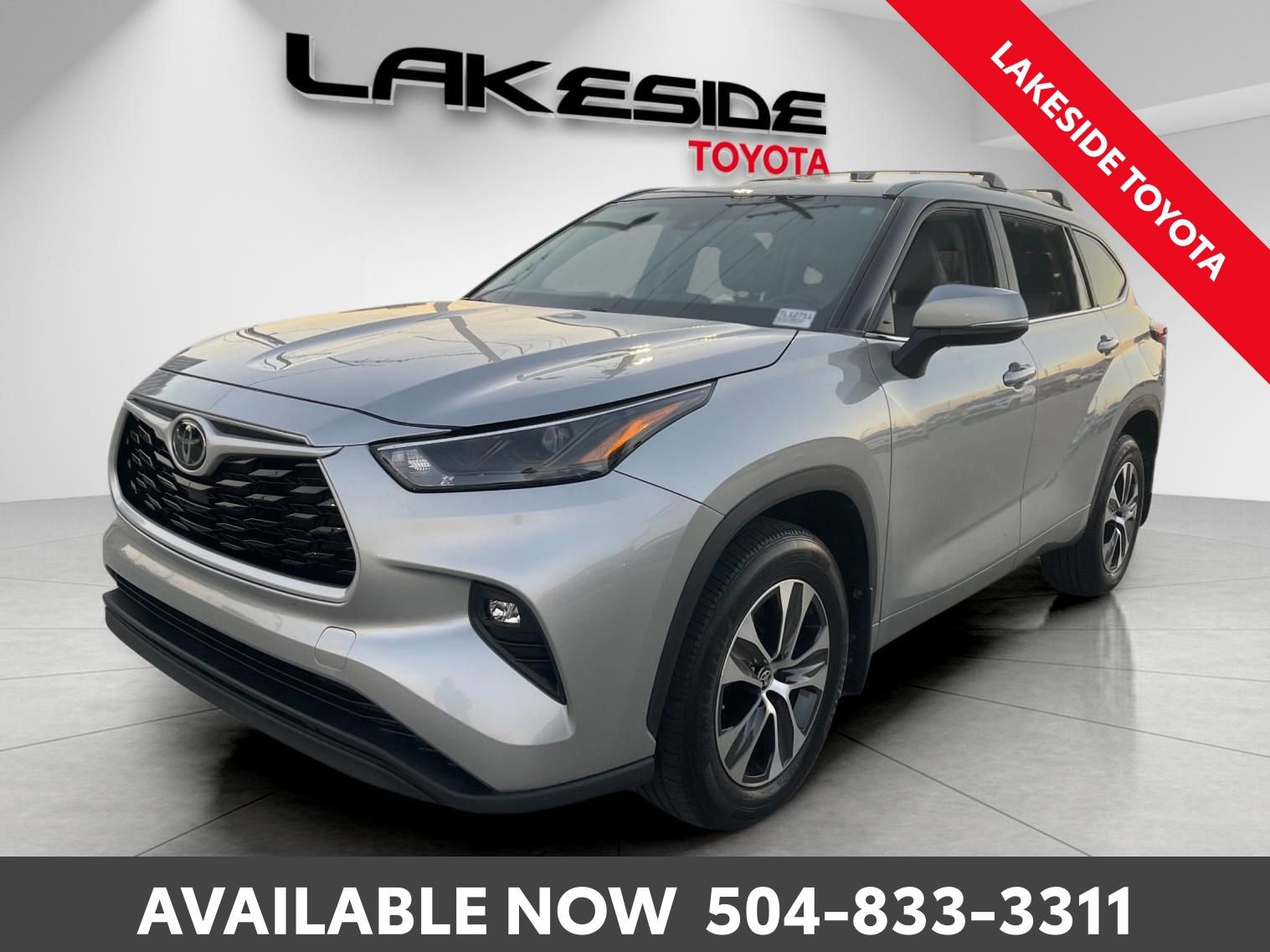 Used 2023 Toyota Highlander L image 2