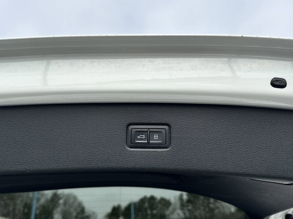 Used 2025 Audi Q7 3.0T Premium Plus image 26