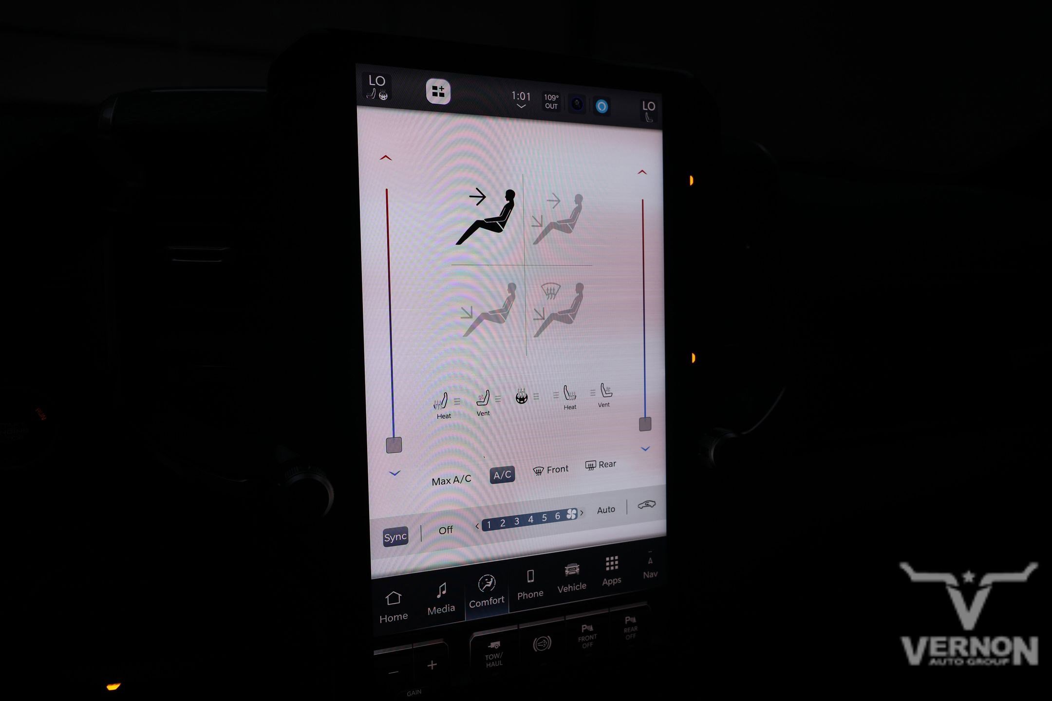 New 2025 RAM 3500 Laramie image 33