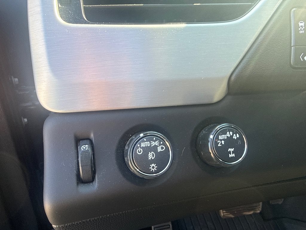 Used 2019 GMC Yukon SLE w/ SLE Value Package AWD/4WD image 27