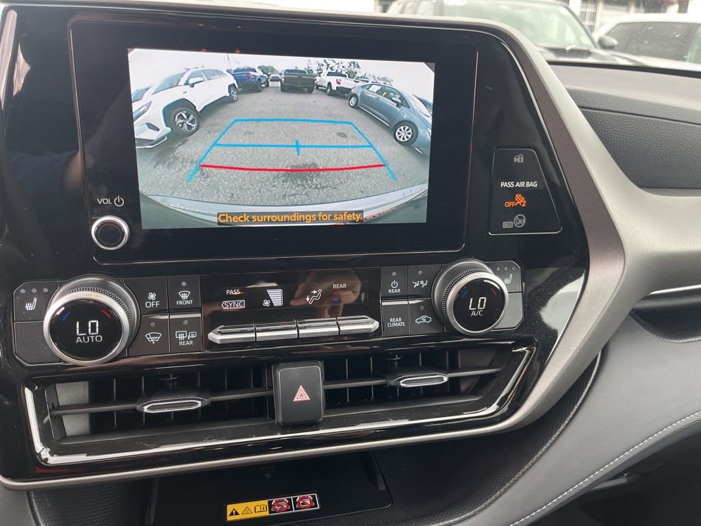 Used 2026 Toyota Highlander XLE AWD/4WD image 21