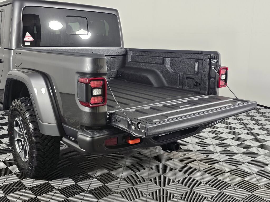 New 2026 Jeep Gladiator Mojave AWD/4WD image 15