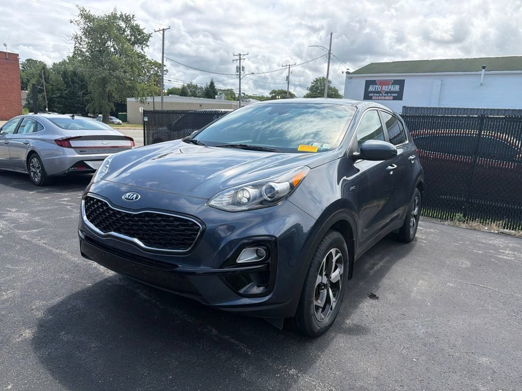 Used 2020 Kia Sportage LX AWD/4WD image 3