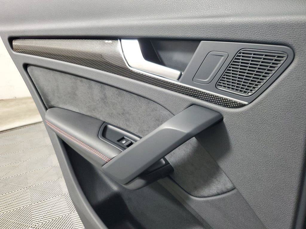 Used 2023 Audi SQ5 Prestige w/ Prestige Package AWD/4WD image 18