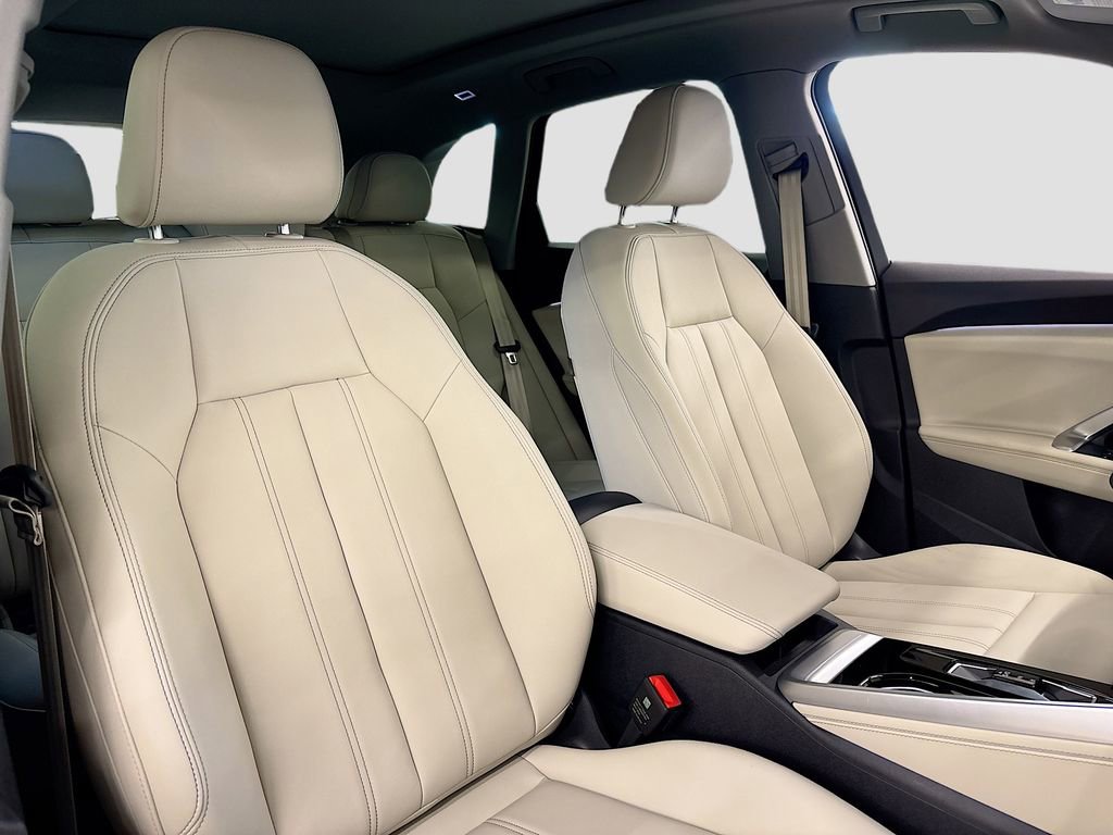 New 2025 Audi Q5 Premium Plus image 15