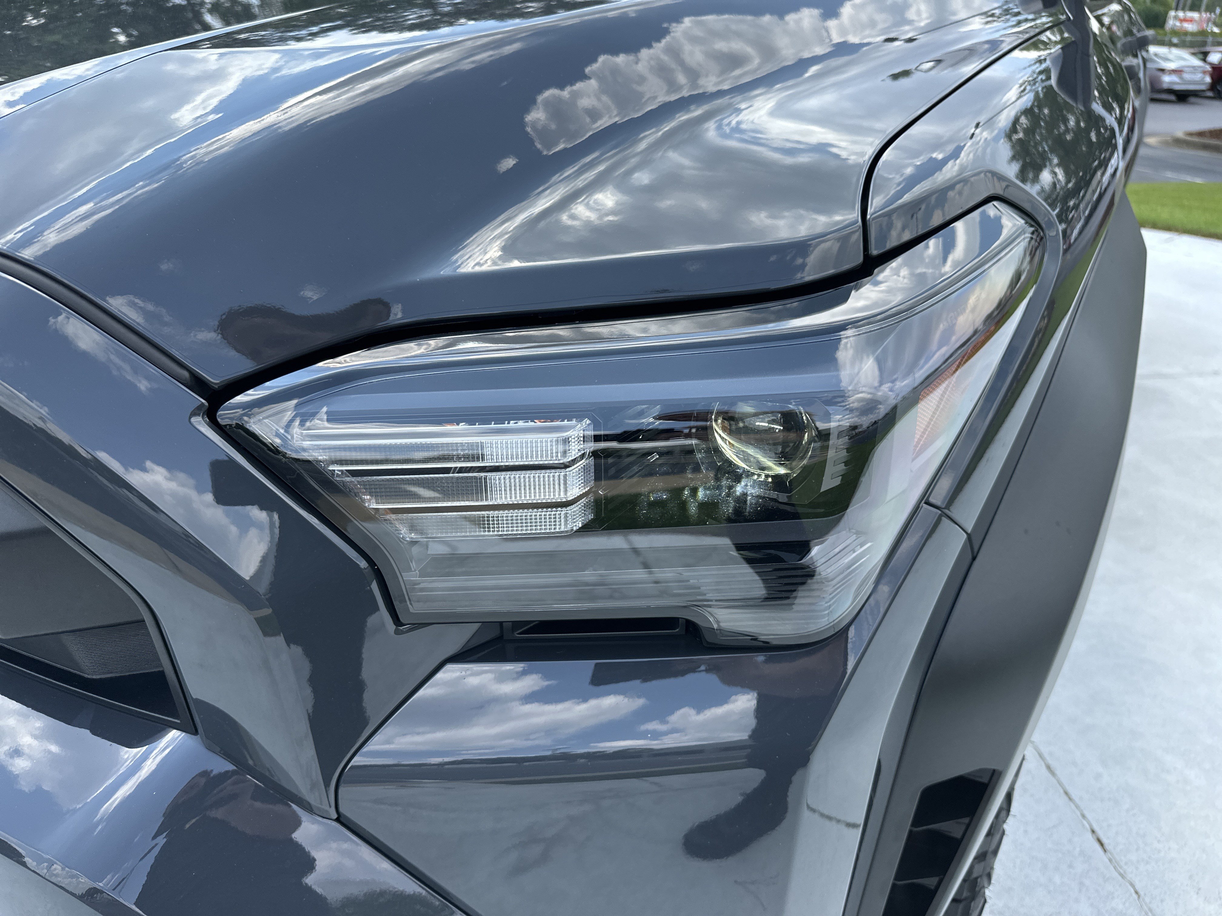 Certified 2025 Toyota 4Runner SR5 AWD/4WD image 6