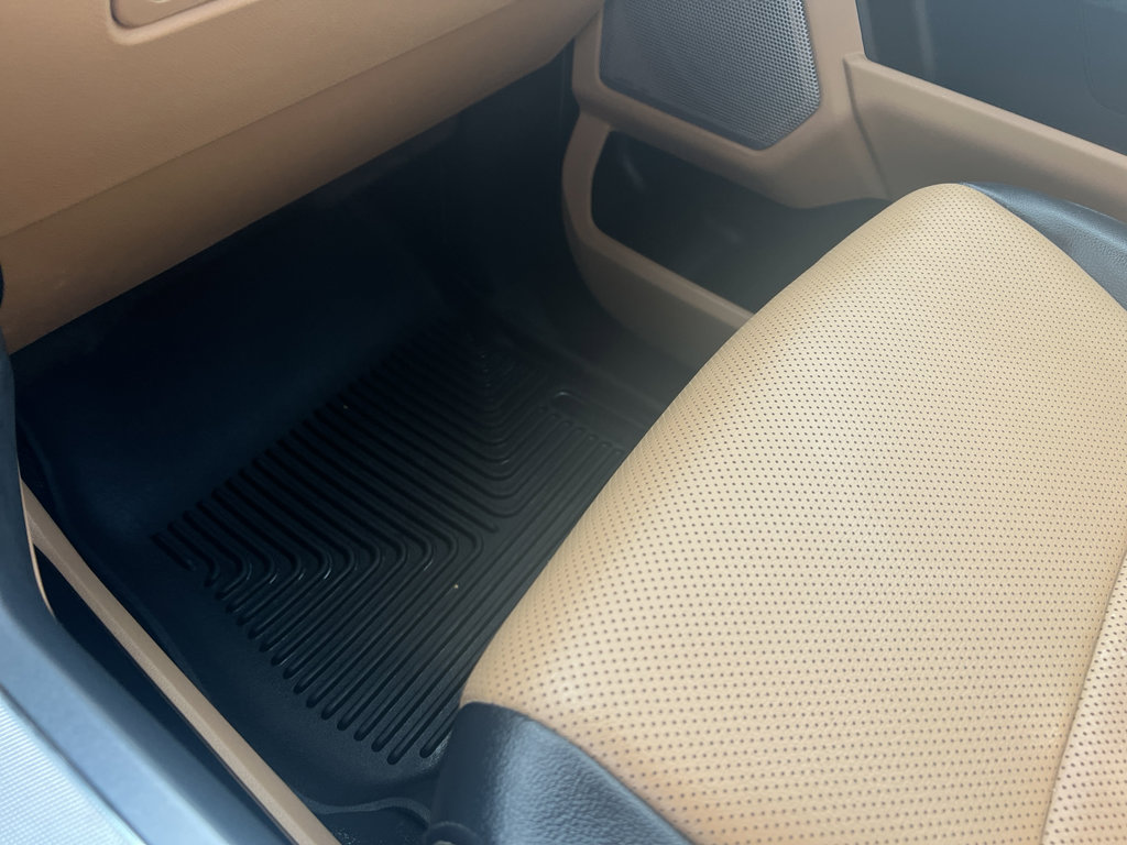 Used 2024 Ford F250 Lariat w/ Lariat Ultimate Package image 19