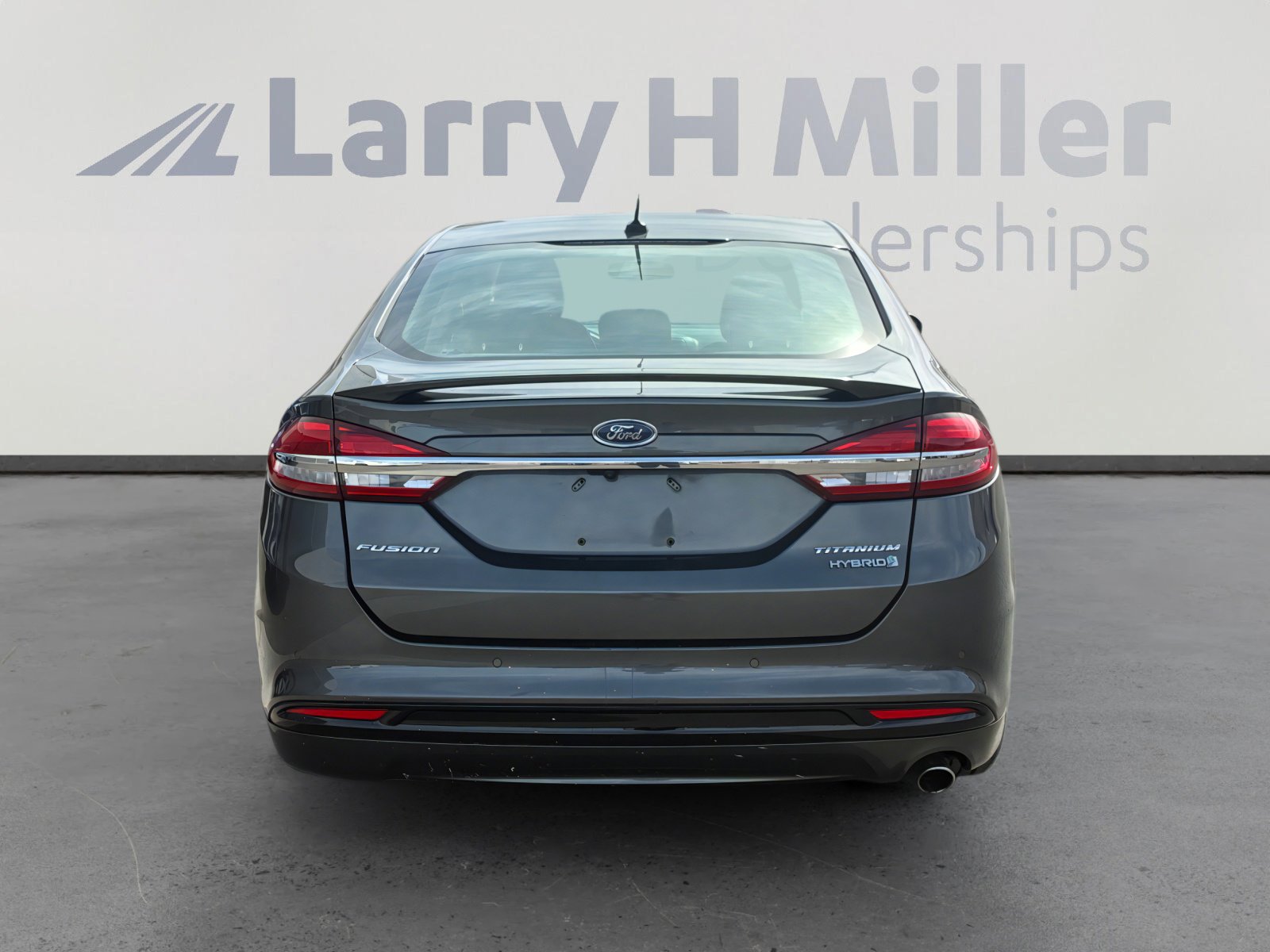 Used 2018 Ford Fusion Titanium image 4