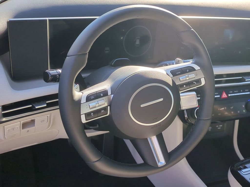 New 2026 Hyundai Tucson Limited image 13