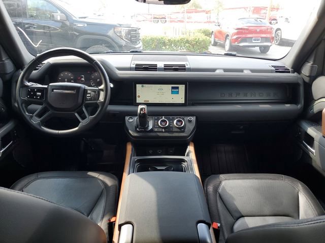 Used 2023 Land Rover Defender 110 X-Dynamic SE image 11