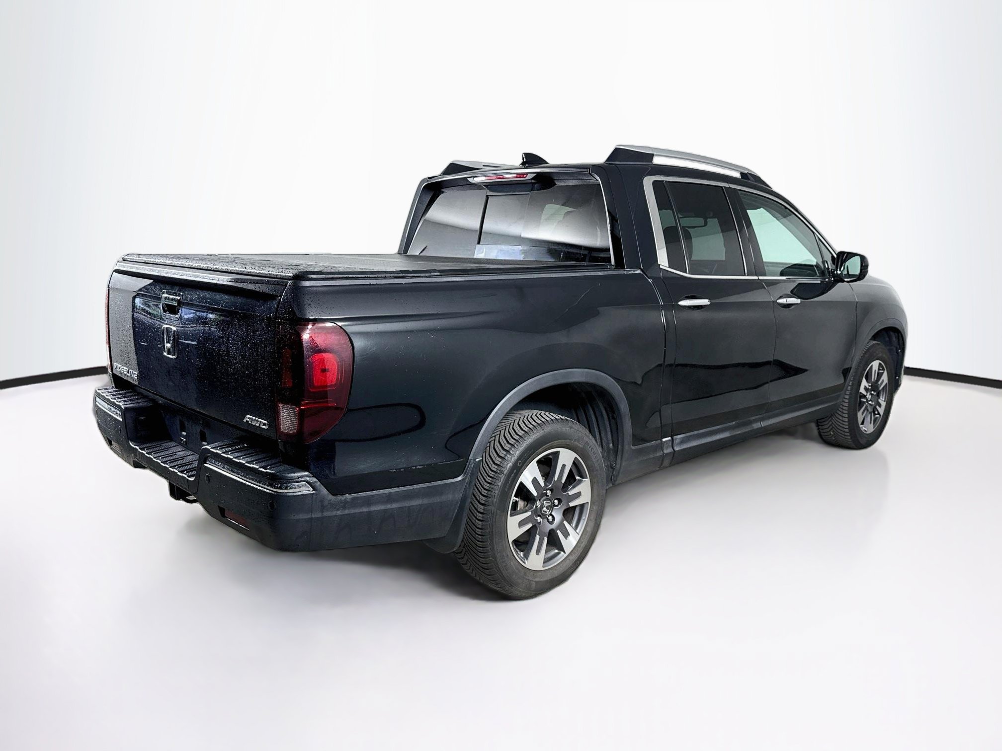 Used 2018 Honda Ridgeline RTL-E image 32